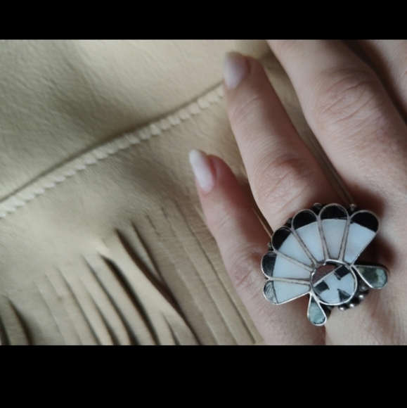 Zuni Sunface - Picture 2 of 11